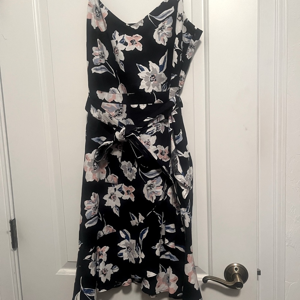 Banana Republic navy blue floral dress size 6